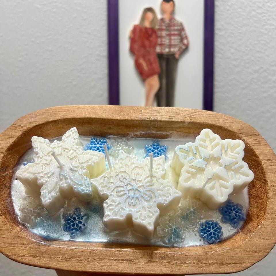 Floral Dough Bowl Candle - Hand-Poured Soy Wax | Rustic Wooden Bowl Decorative Flower Design | Unique Home Decor| Housewarming Gift Idea